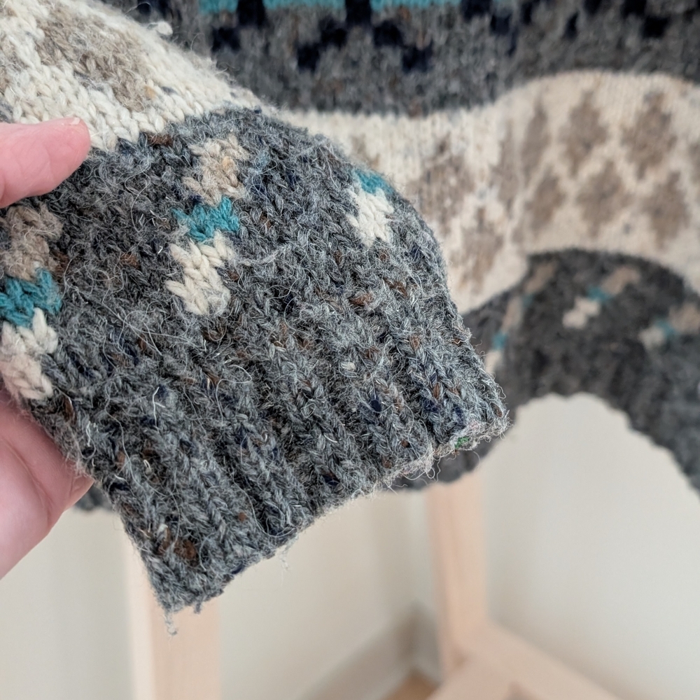 Vintage Chunky Geometric Aztec Patterned Crewneck… - image 4